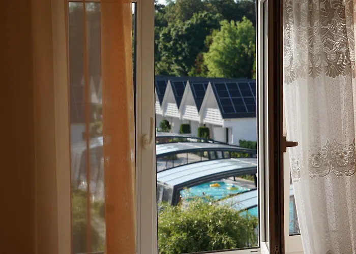 Alojamento de Acomodação e Pequeno-almoço Olivia 3*